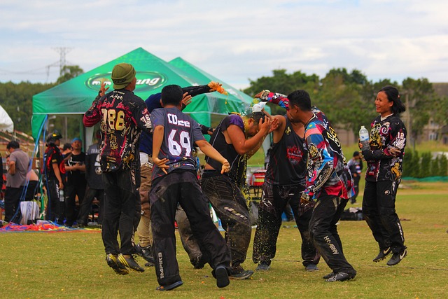 也让他在国 也让他在国